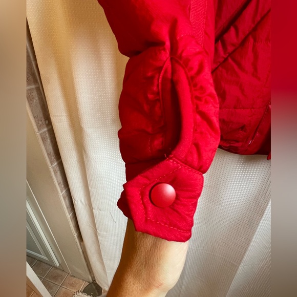 Red puffer jacket - Picture 4 of 5